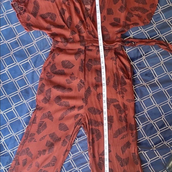 LE CHATEAU JUMPSUIT - Picture 7 of 7